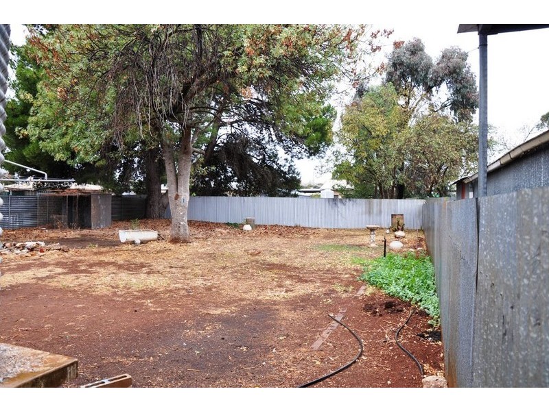 35 Manningford Rd, Elizabeth South SA 5112