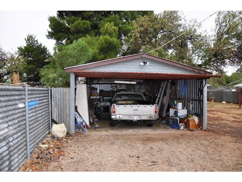 35 Manningford Rd, Elizabeth South SA 5112