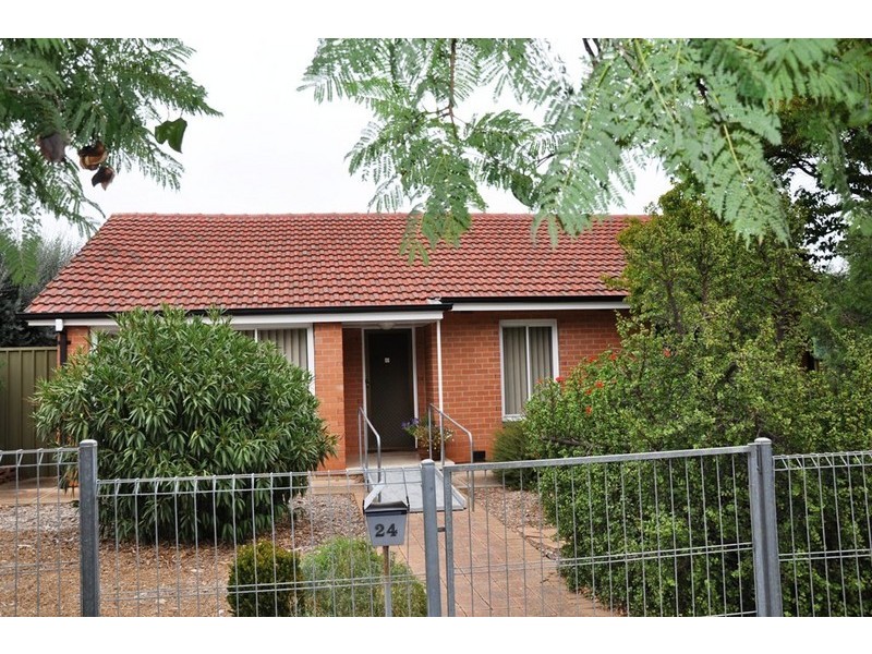 24 Salway St, Elizabeth Park SA 5113