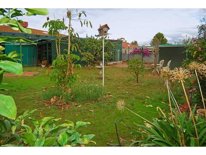 28 Gladman Cl, Hillbank SA 5112