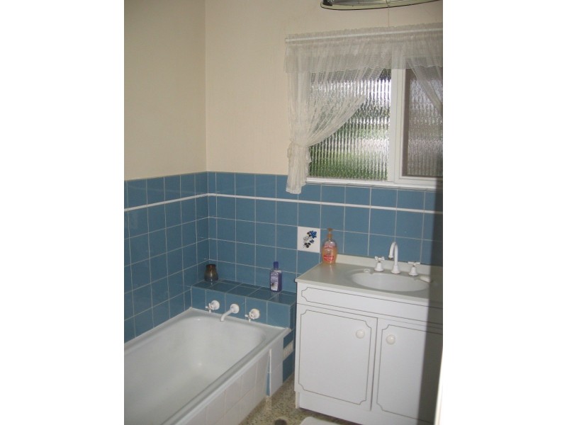 21 Jefferies Rd, Salisbury East SA 5109