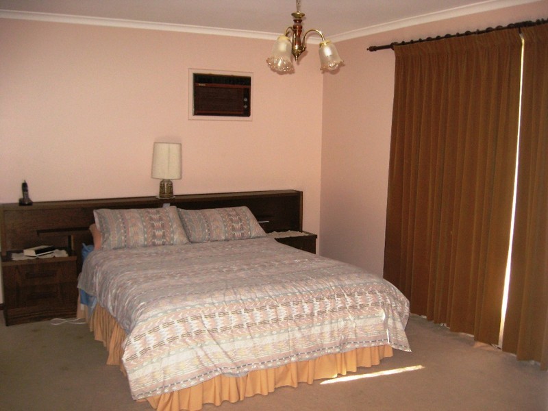 14 Santander Dr, Paralowie SA 5108