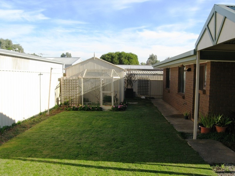 14 Santander Dr, Paralowie SA 5108