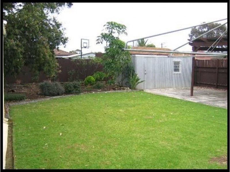 12 Halifax Ave, Parafield Gardens SA 5107