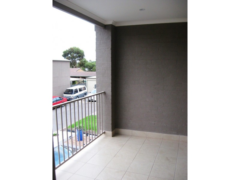 18/14 Bradbury St, Parafield Gardens SA 5107