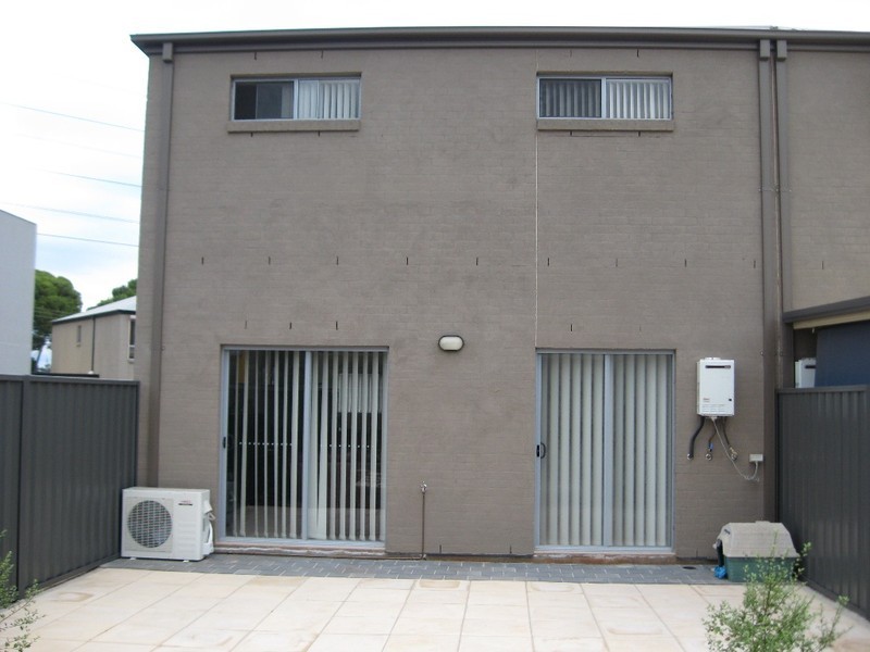 18/14 Bradbury St, Parafield Gardens SA 5107