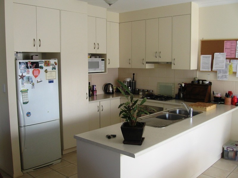 18 Edgewater Pl, Burton SA 5110