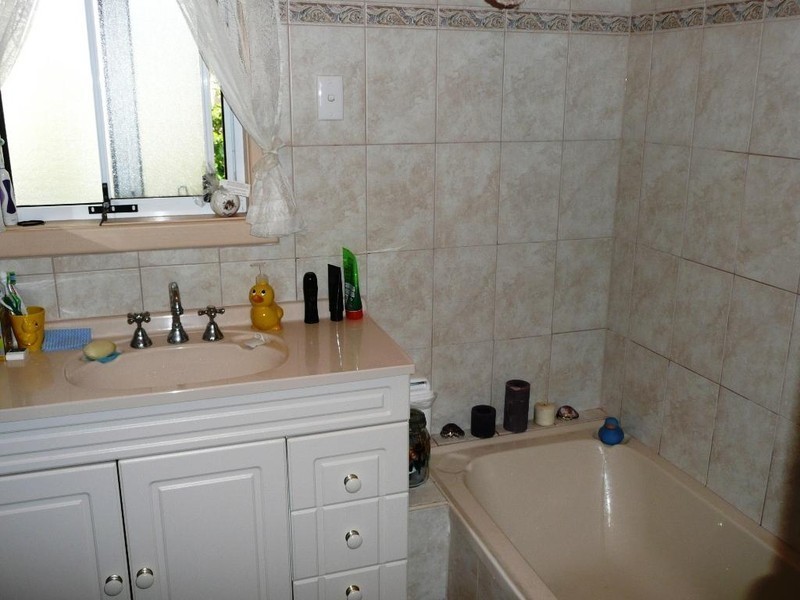 3 Thompson St, Elizabeth South SA 5112