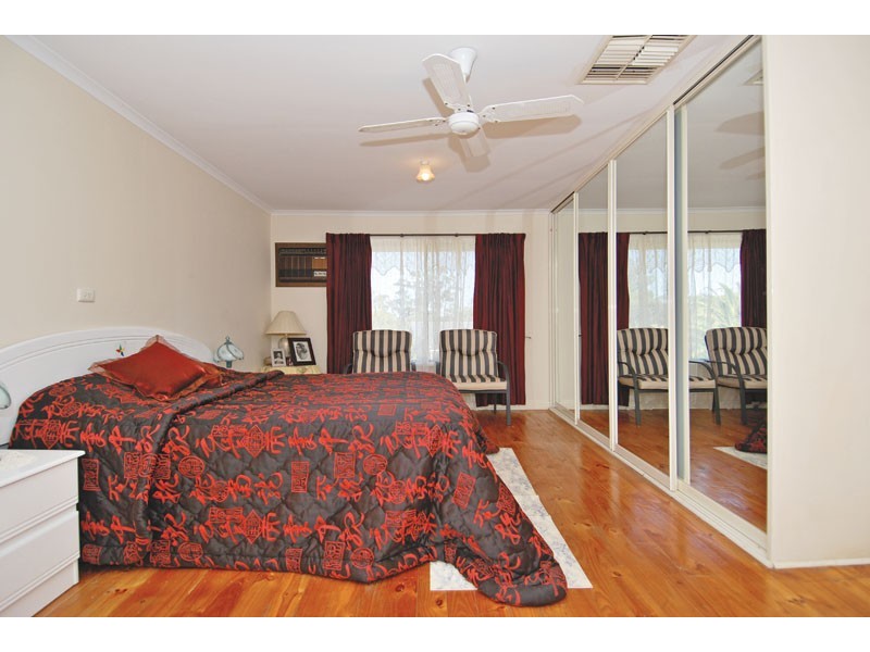 15 Barbara St, Salisbury East SA 5109
