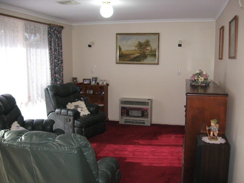 3  Gumbrae Ave, Salisbury Downs SA 5108