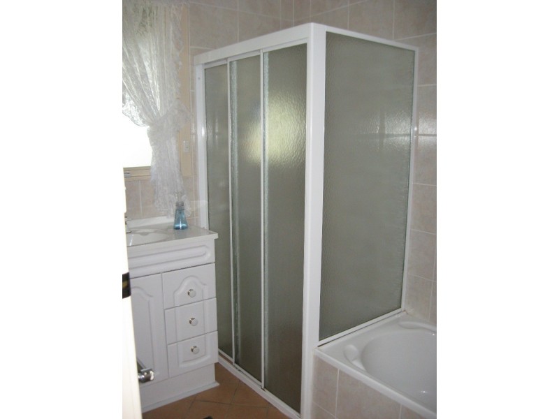 3  Gumbrae Ave, Salisbury Downs SA 5108