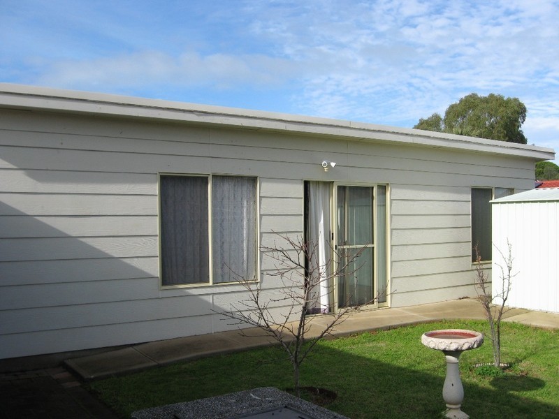 3  Gumbrae Ave, Salisbury Downs SA 5108