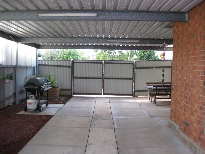 19 Trevalsa Court, Salisbury Heights SA 5109