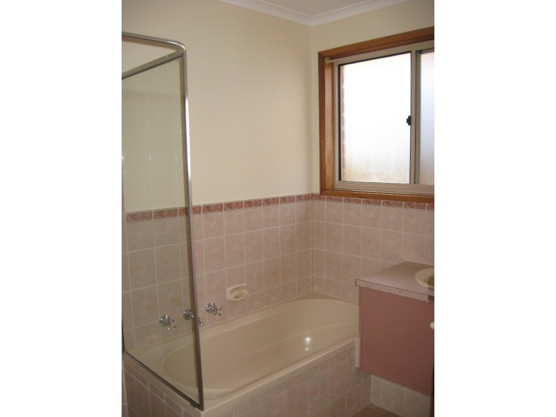 4  McLean Crt, Andrews Farm SA 5114
