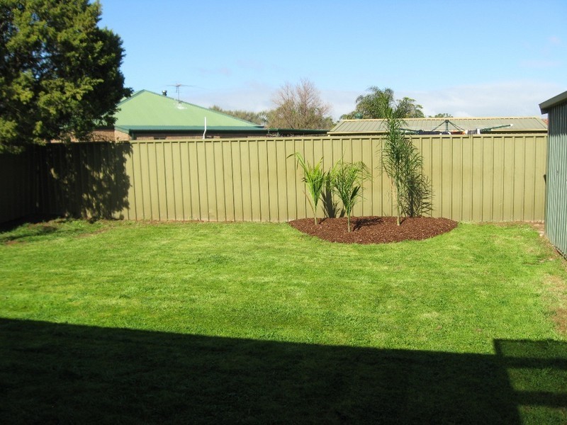 4  McLean Crt, Andrews Farm SA 5114