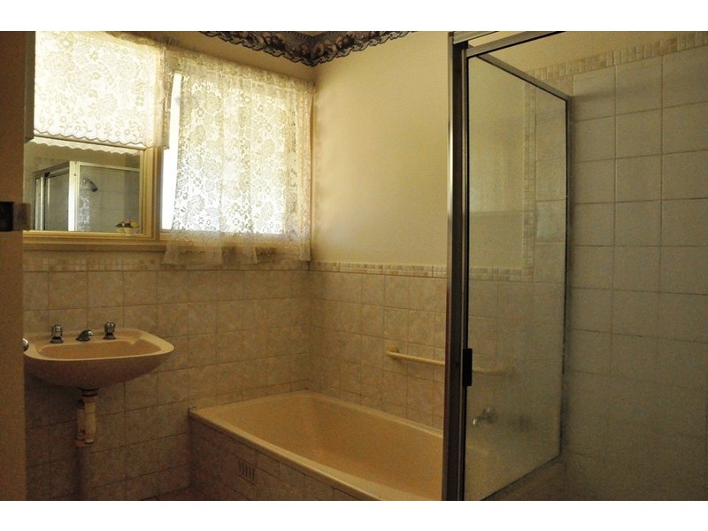 27 Clayson Road, Salisbury East SA 5109