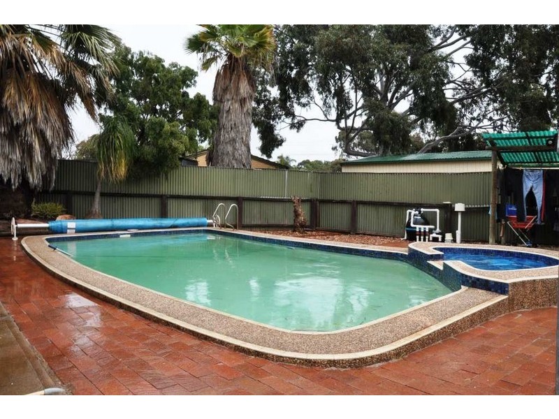 3 Andrew Ave, Salisbury East SA 5109