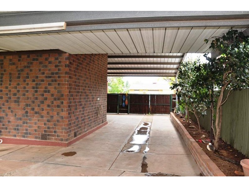 3 Andrew Ave, Salisbury East SA 5109