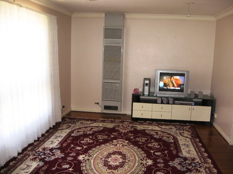 9 Poplar Rd, Paralowie SA 5108