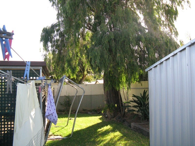 13 Eucalypt Ave, Salisbury SA 5108