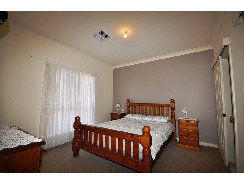 22 Carmine Court, Parafield Gardens SA 5107