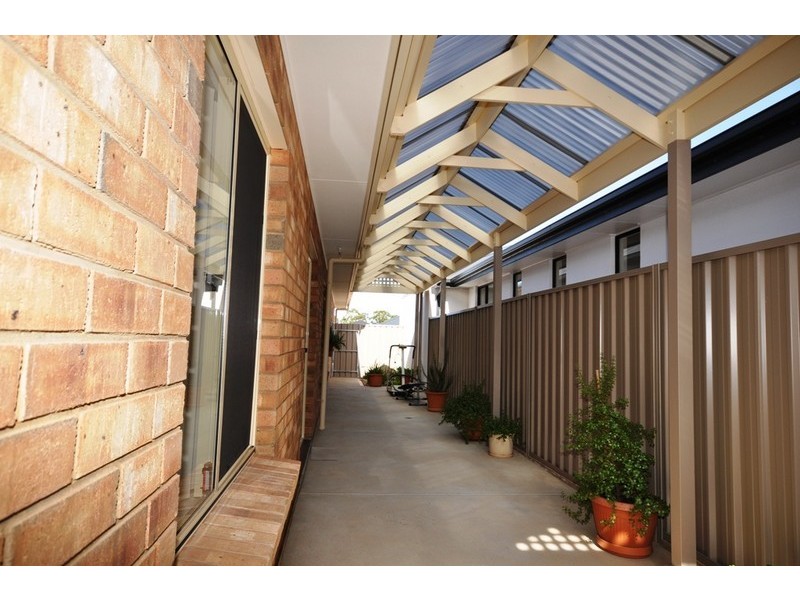 22 Carmine Court, Parafield Gardens SA 5107