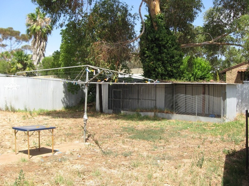 18 Jones Crescent, Elizabeth East SA 5112