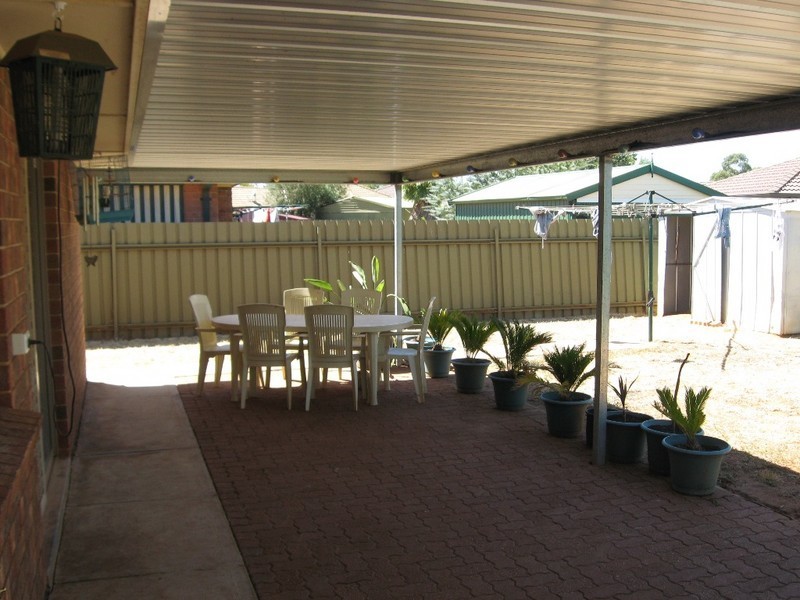 5 Pyrus Cres, Andrews Farm SA 5114