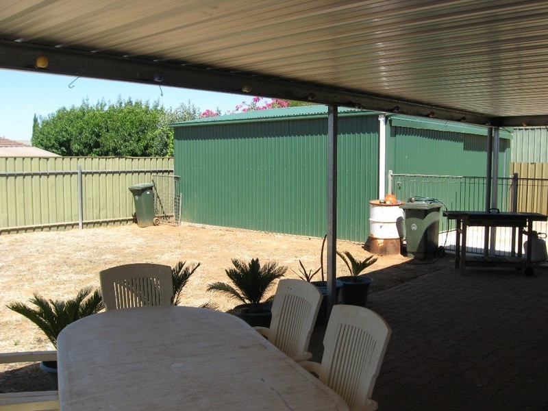 5 Pyrus Cres, Andrews Farm SA 5114