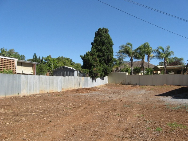 Lot 2 Julie Rd, Para Hills SA 5096