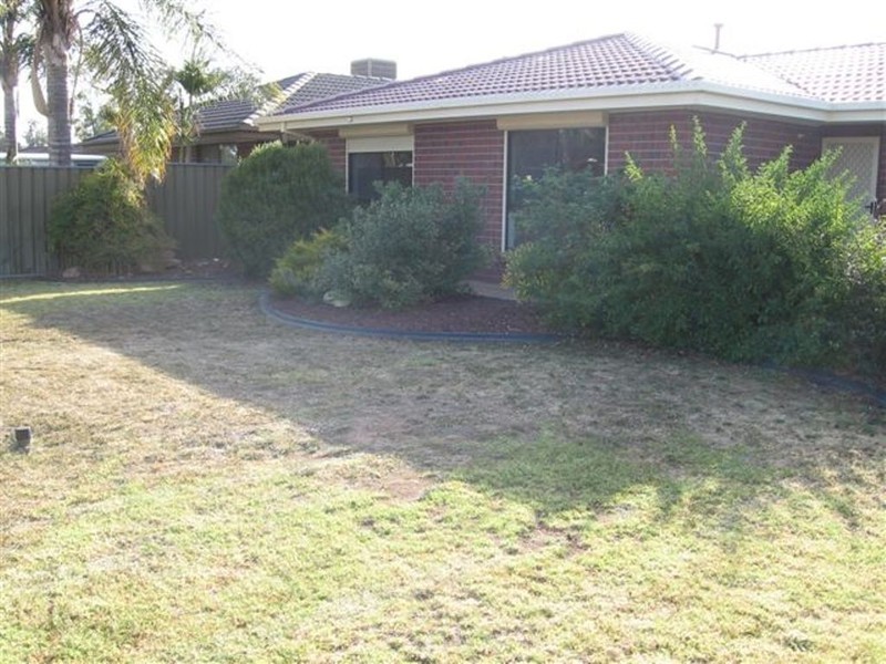 6 Magdalena Cr, Paralowie SA 5108