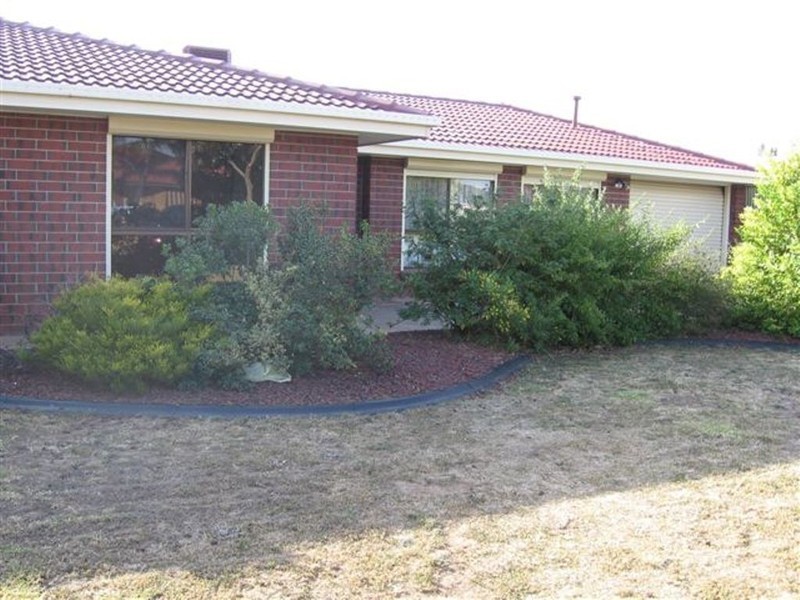 6 Magdalena Cr, Paralowie SA 5108