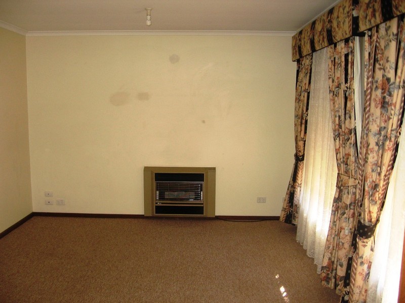 6 Magdalena Cr, Paralowie SA 5108