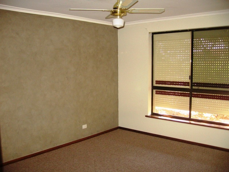 6 Magdalena Cr, Paralowie SA 5108