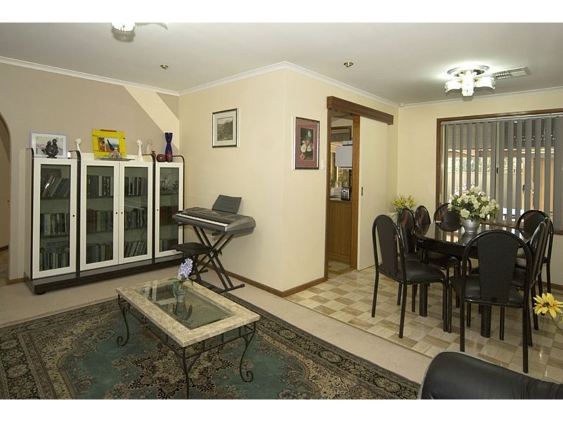 7 Larkins Road, Salisbury Downs SA 5108