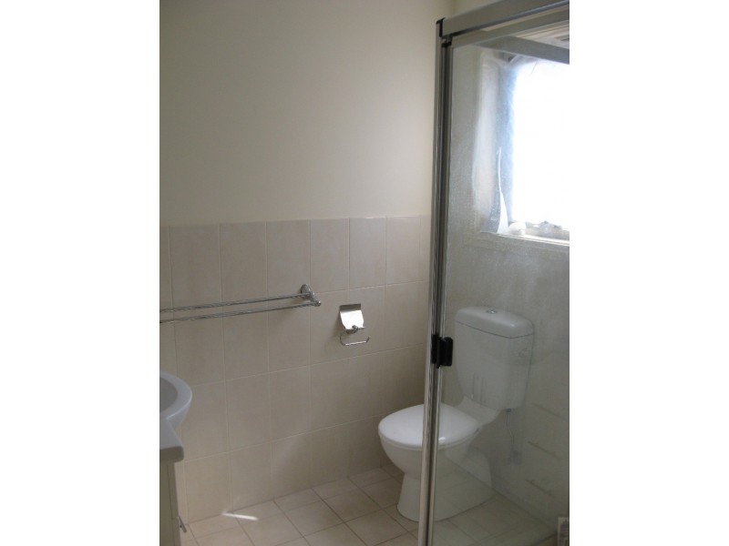 5  Almond Cct, Munno Para West SA 5115