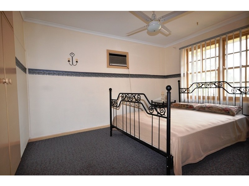 16 Onkaparinga Dr, Salisbury SA 5108