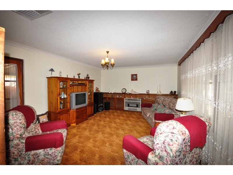 1 Rhus Avenue, Parafield Gardens SA 5107
