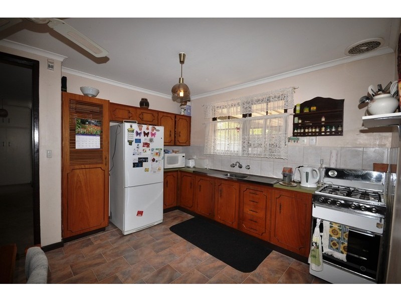 1 Rhus Avenue, Parafield Gardens SA 5107