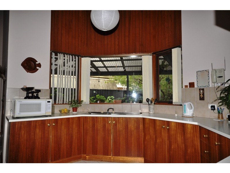 434 Whites Road quiet end, Parafield Gardens SA 5107