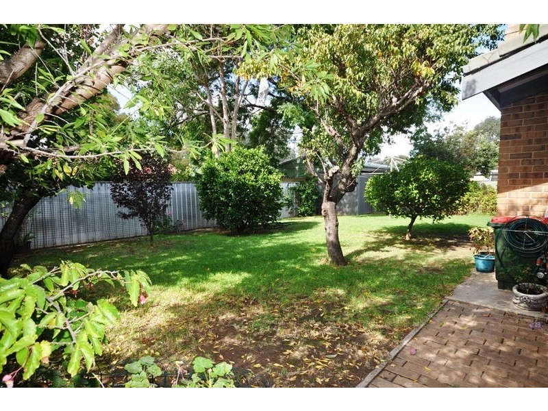 434 Whites Road quiet end, Parafield Gardens SA 5107