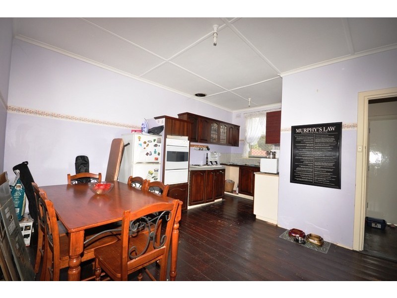 24 Hogarth Road, Elizabeth South SA 5112