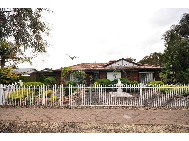 17 McVann Avenue, Paralowie SA 5108