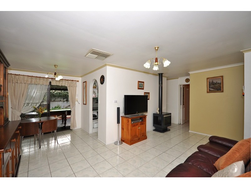 17 McVann Avenue, Paralowie SA 5108