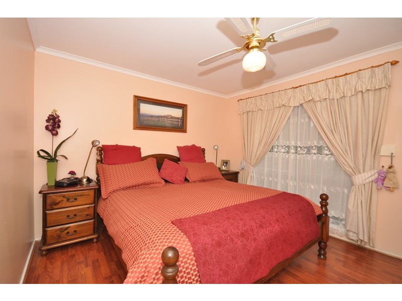 17 McVann Avenue, Paralowie SA 5108