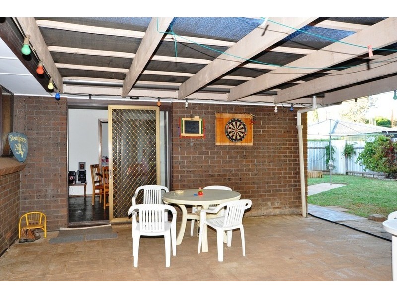 4  Iveleary Avenue, Salisbury East SA 5109