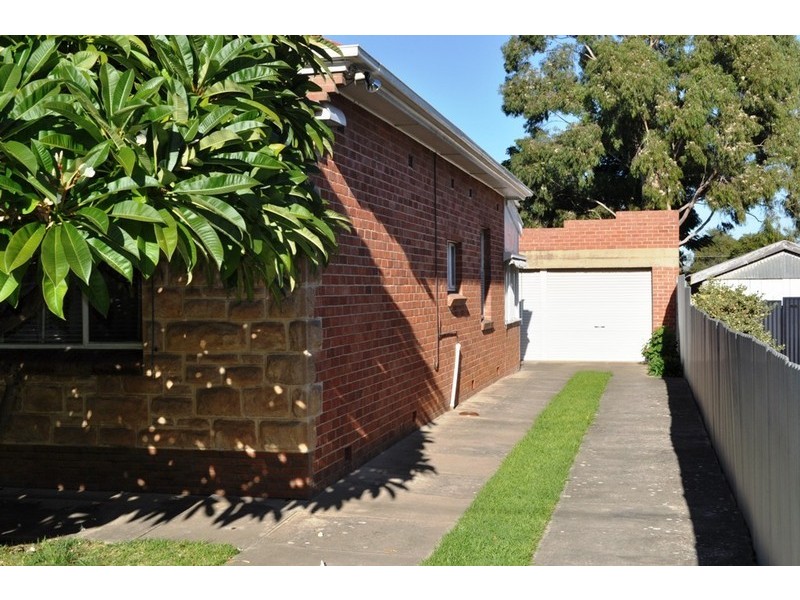 7  Park Street, Glandore SA 5037