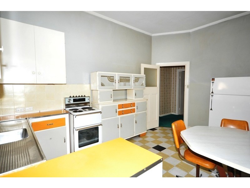 7  Park Street, Glandore SA 5037