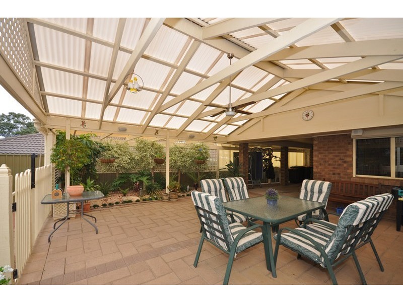 27 Kosmina Crescent, Hillbank SA 5112