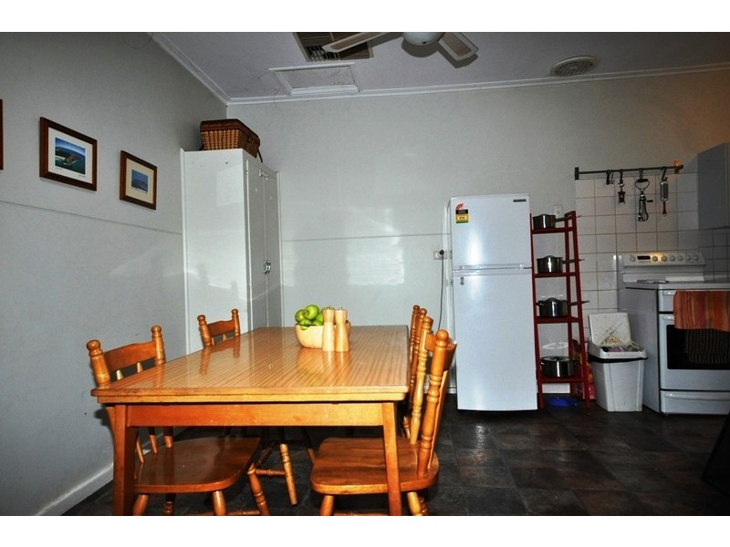 16 Winterbourne Road, Elizabeth Vale SA 5112